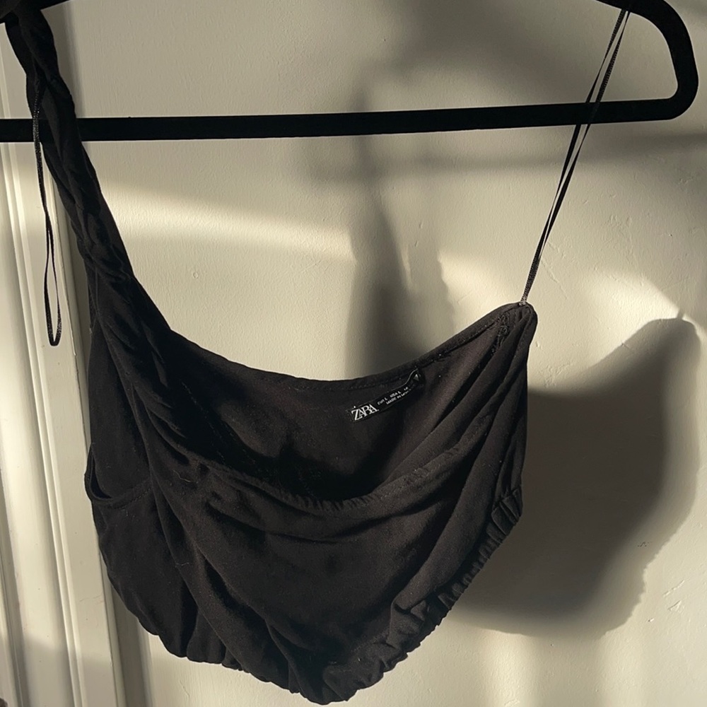 Zara One shoulder crop top